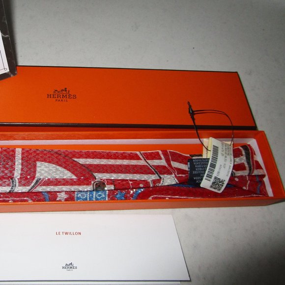 100% AUTHENTIC HERMES TWILLON DISCO LUREX (TWILLY LONG) SCARF BRAND NEW W/BOX - Picture 16 of 16